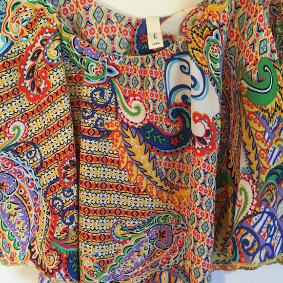 Women’s Tyche Crop Tank Top Medium - Picture 2 of 8